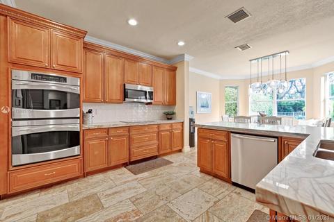 3900 E Hibiscus St, Weston, FL 33332 photo 9