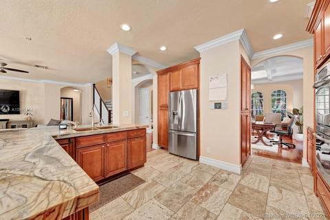 3900 E Hibiscus St, Weston, FL 33332 photo 8