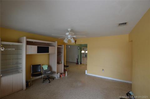 6075 E 4th Ave, Hialeah, FL 33013 photo 8