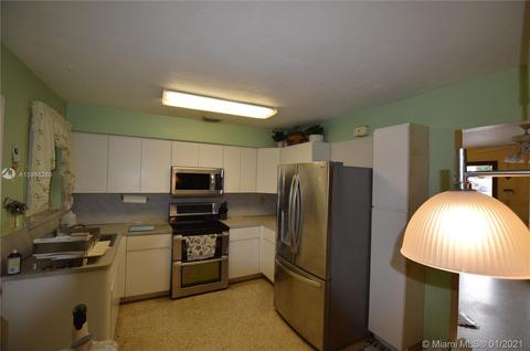 6075 E 4th Ave, Hialeah, FL 33013 photo 6