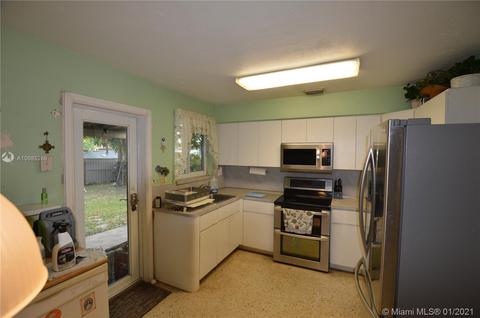 6075 E 4th Ave, Hialeah, FL 33013 photo 5
