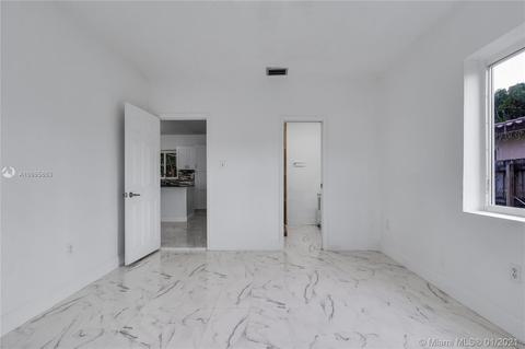 340 E 58th St, Hialeah, FL 33013 photo 18