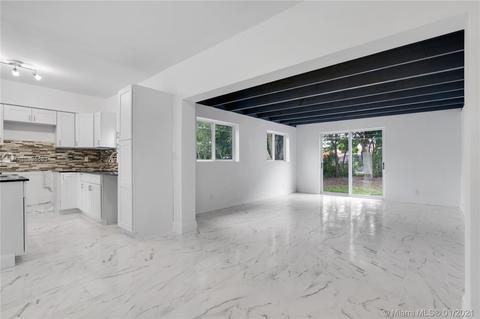 340 E 58th St, Hialeah, FL 33013 photo 14