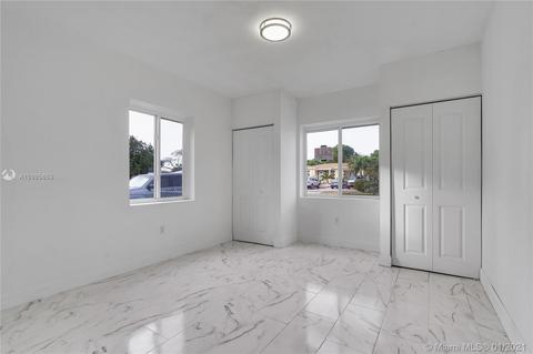 340 E 58th St, Hialeah, FL 33013 photo 17