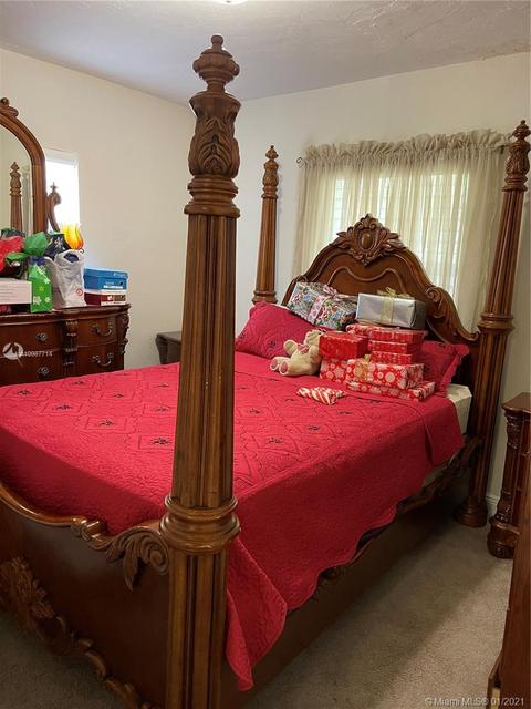 357 W 57 St, Hialeah, FL 33012 photo 24
