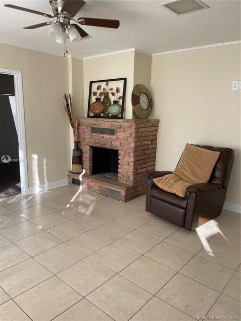 357 W 57 St, Hialeah, FL 33012 photo 4