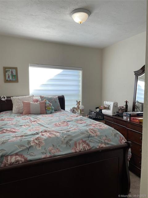 357 W 57 St, Hialeah, FL 33012 photo 23