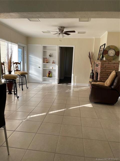 357 W 57 St, Hialeah, FL 33012 photo 11