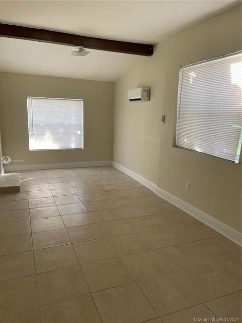 357 W 57 St, Hialeah, FL 33012 photo 20