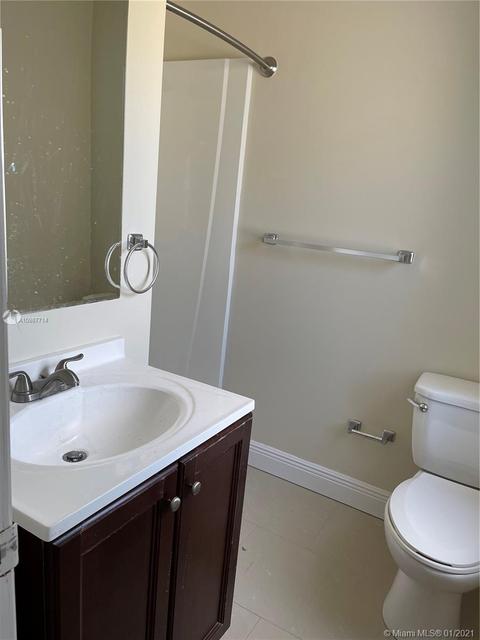 357 W 57 St, Hialeah, FL 33012 photo 6