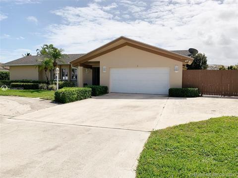 8 Leeward Cir, Tequesta, FL 33469 photo 2