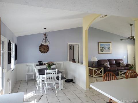 3726 SE Middle St, Stuart, FL 34997 photo 10