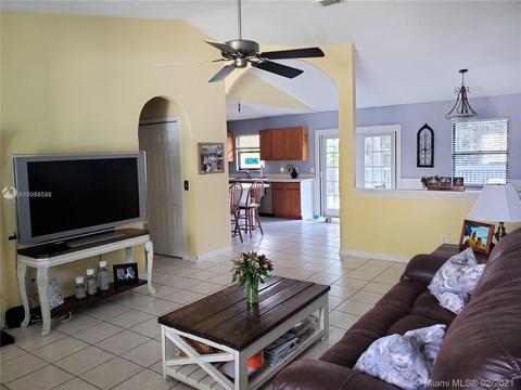 3726 SE Middle St, Stuart, FL 34997 photo 5