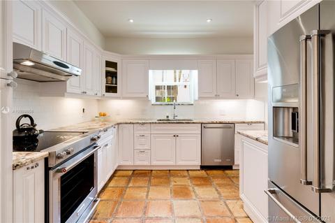1301 Asturia Ave, Coral Gables, FL 33134 photo 6