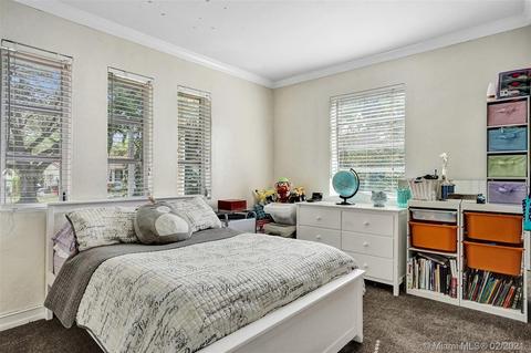 910 Monterey St, Coral Gables, FL 33134 photo 24