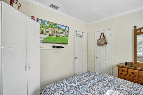 910 Monterey St, Coral Gables, FL 33134 photo 28