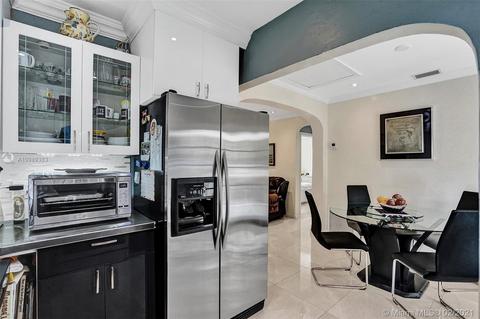 910 Monterey St, Coral Gables, FL 33134 photo 29