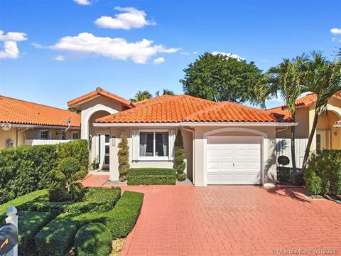 7311 Coldstream Dr, Hialeah, FL 33015 photo 1