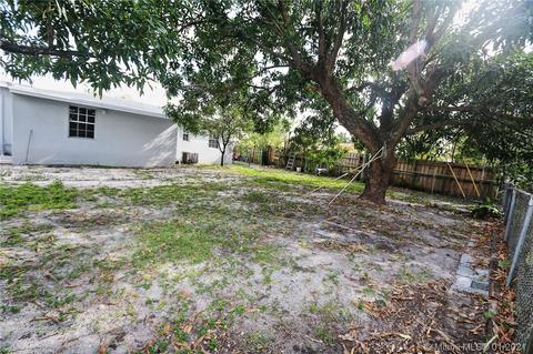 Undisclosed, Hialeah, FL 33013 photo 10