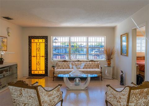 321 E 64th St, Hialeah, FL 33013 photo 6