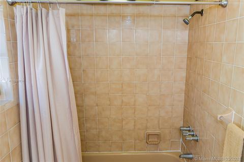 321 E 64th St, Hialeah, FL 33013 photo 37