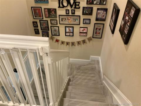 9317 W 33rd Ave, Hialeah, FL 33018 photo 3