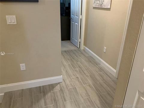 9317 W 33rd Ave, Hialeah, FL 33018 photo 12