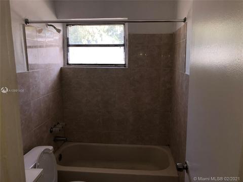 313 E 12th St, Hialeah, FL 33010 photo 24