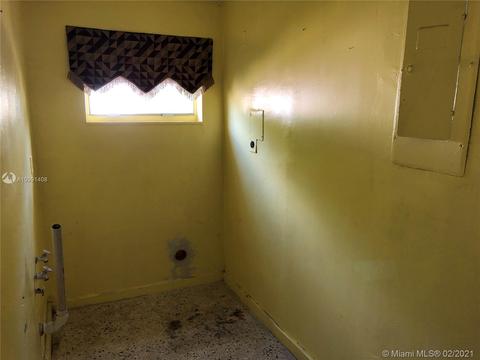 313 E 12th St, Hialeah, FL 33010 photo 5