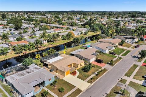 6957 NW 9th Ct, Margate, FL 33063 photo 10