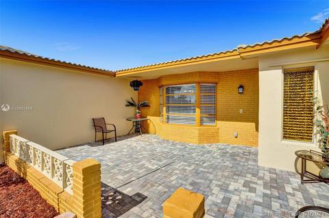 6957 NW 9th Ct, Margate, FL 33063 photo 14