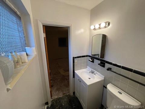 230 E 59th St, Hialeah, FL 33013 photo 7