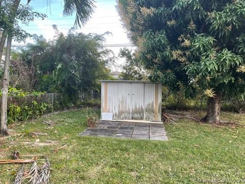 230 E 59th St, Hialeah, FL 33013 photo 10