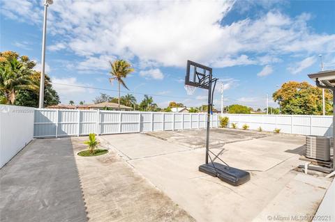 Undisclosed, Hialeah, FL 33013 photo 37