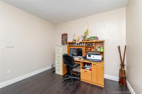 Undisclosed, Hialeah, FL 33013 photo 14