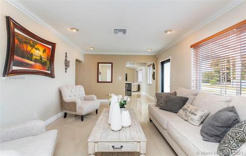 Undisclosed, Hialeah, FL 33013 photo 21