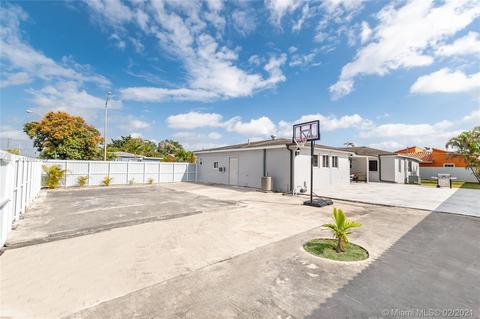 Undisclosed, Hialeah, FL 33013 photo 36