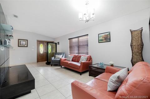 7307 W 34th Ct, Hialeah, FL 33018 photo 6