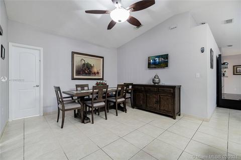 7307 W 34th Ct, Hialeah, FL 33018 photo 13