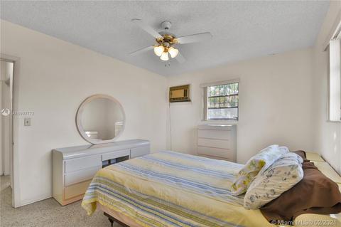 5135 E 9th Ln, Hialeah, FL 33013 photo 17