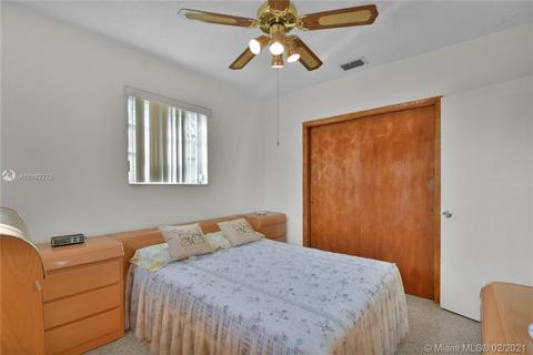 5135 E 9th Ln, Hialeah, FL 33013 photo 13