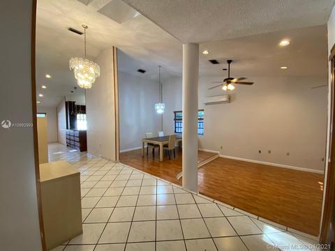 16800 NW 83rd Pl, Miami Lakes, FL 33016 photo 6