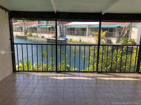 7023 Greentree Ln, Miami Lakes, FL 33014 photo 12