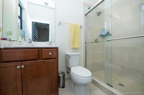 9367 W 33rd Way, Hialeah, FL 33018 photo 11