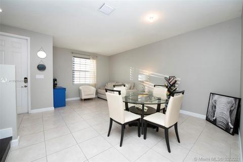 9367 W 33rd Way, Hialeah, FL 33018 photo 5