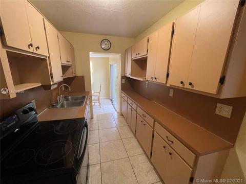 959 E 19th St, Hialeah, FL 33013 photo 10
