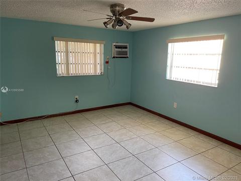959 E 19th St, Hialeah, FL 33013 photo 15