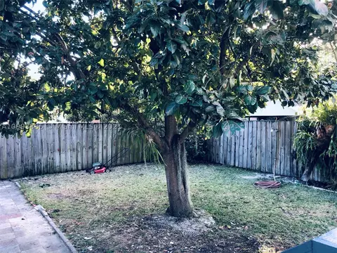 Undisclosed, Hialeah, FL 33013 photo 52