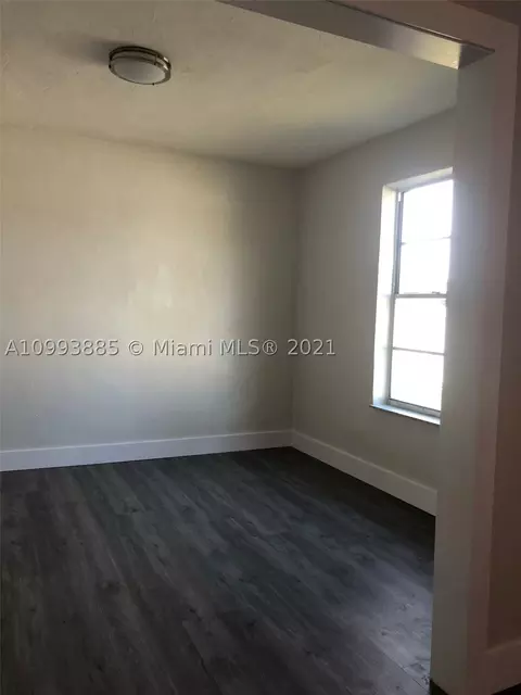 Undisclosed, Hialeah, FL 33013 photo 22