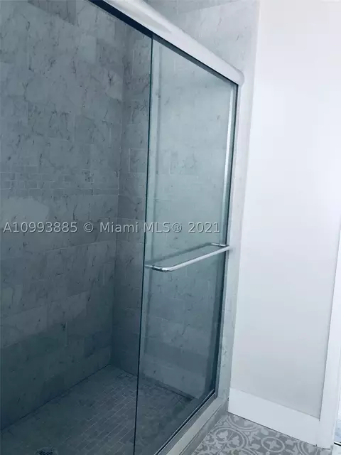 Undisclosed, Hialeah, FL 33013 photo 43